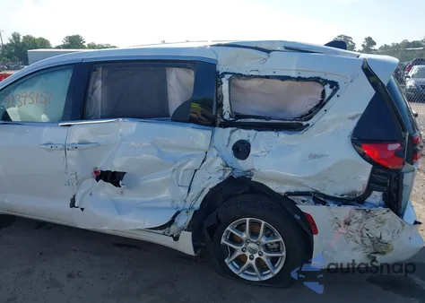 2024 Chrysler Pacifica Touring L из США, поврежденный, VIN 2C4RC1BG3RR123230